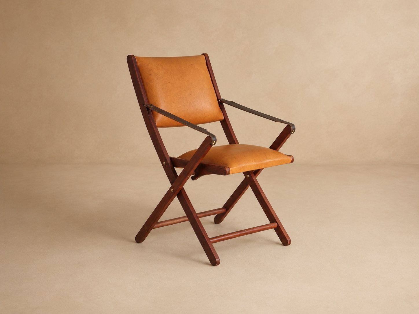 serengeti_campaign_chair_leather_seat (3) Luxury campaign chair with brass fittings and leather armrests by The African Touch.