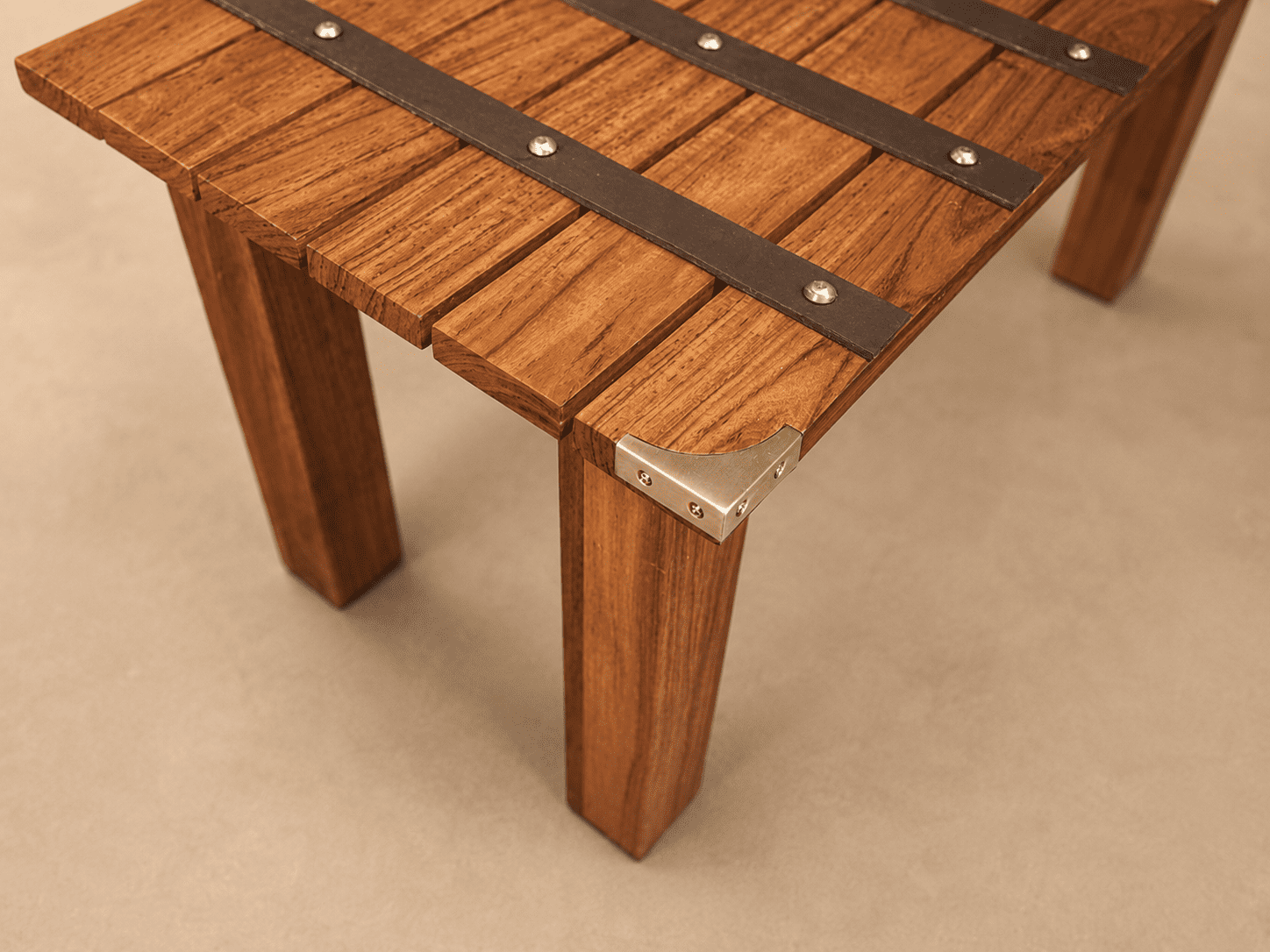 Deluxe Slatted Luggage Rack (1) Luxury luggage rack made from hardwood, leather and brass corners
